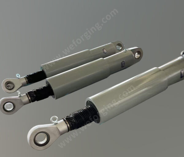 Marine-grade hydraulic cylinder with saltwater resistance